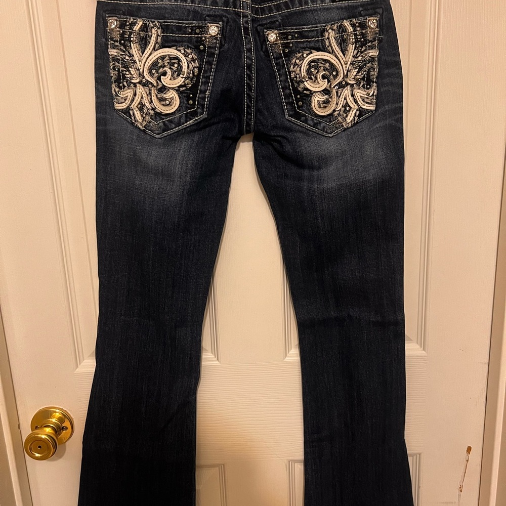 Miss Me Jeans - Picture 3 of 5